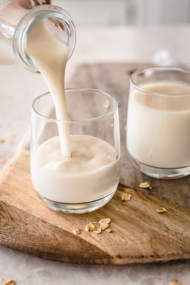 How to Make Oat Milk (Not Slimy!) - Detoxinista Recipes